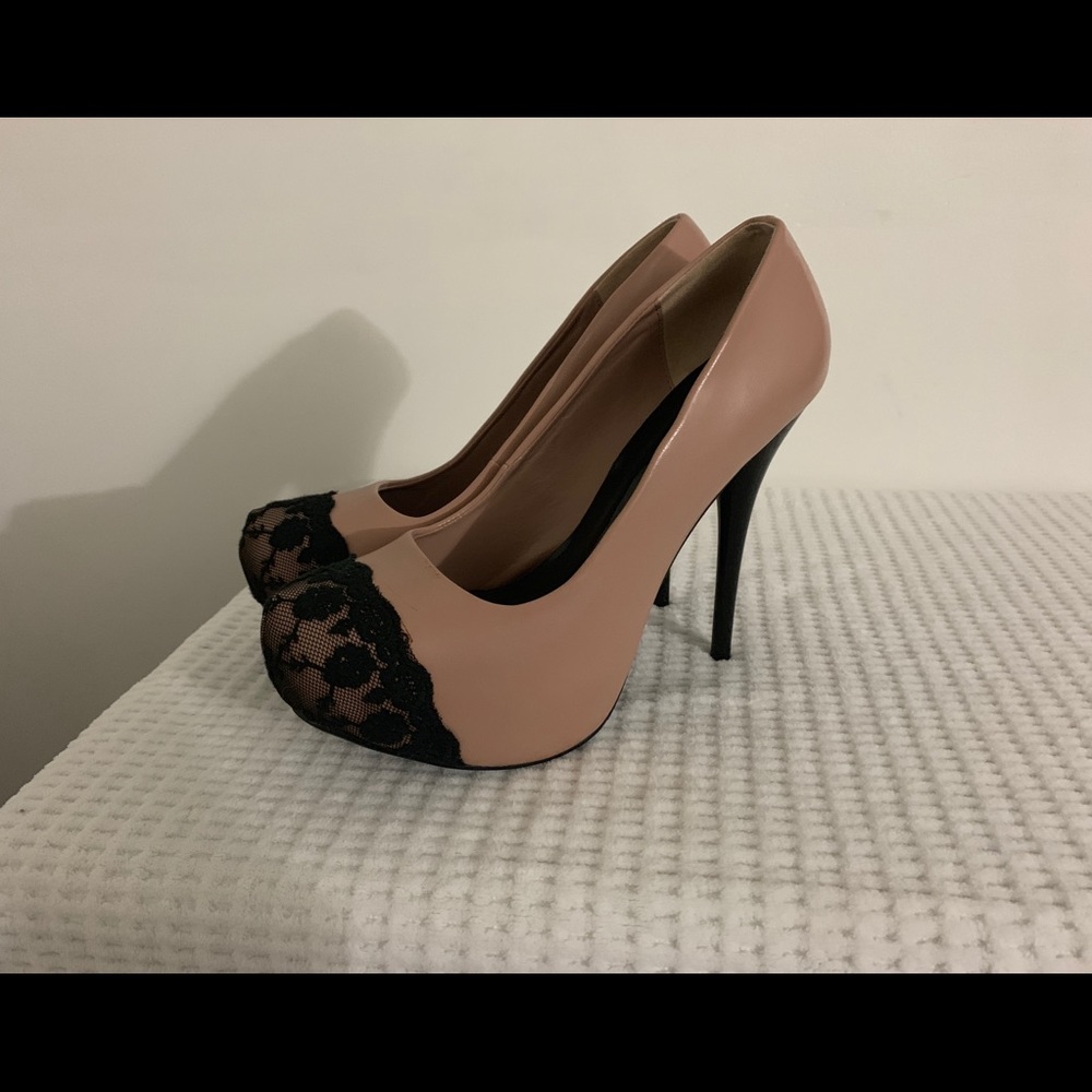 Qupid heels size 10